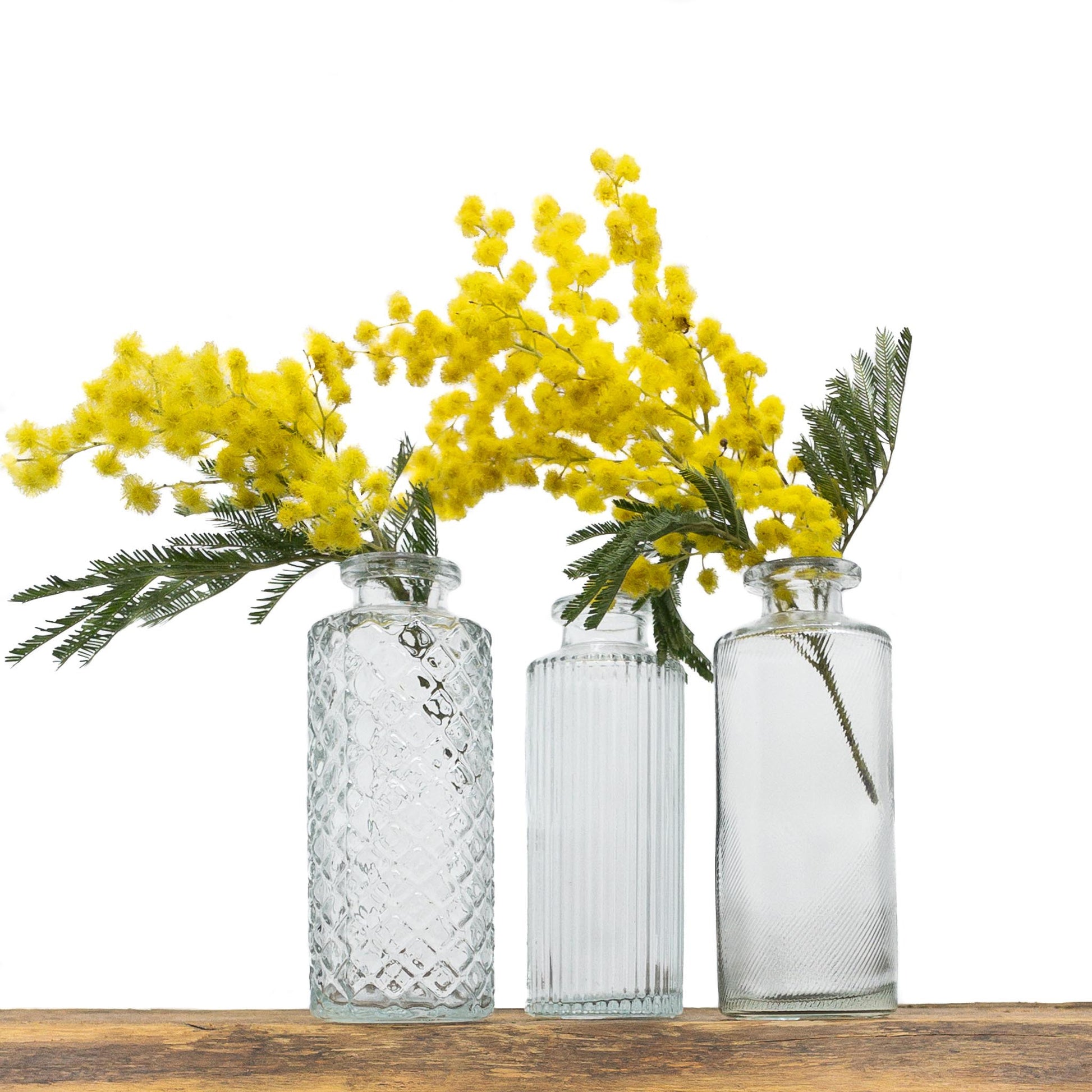 Ensemble de trois vases en verre recyclé. Vase Tube esprit apothicaire. 